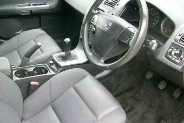 Used Volvo V50 170 HP (125 kW) 2004 Estate