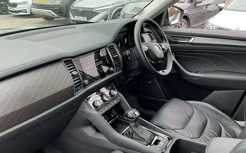 Used Skoda Kodiaq SE L Executive 150 HP (110 kW) 2023 Grey SUV