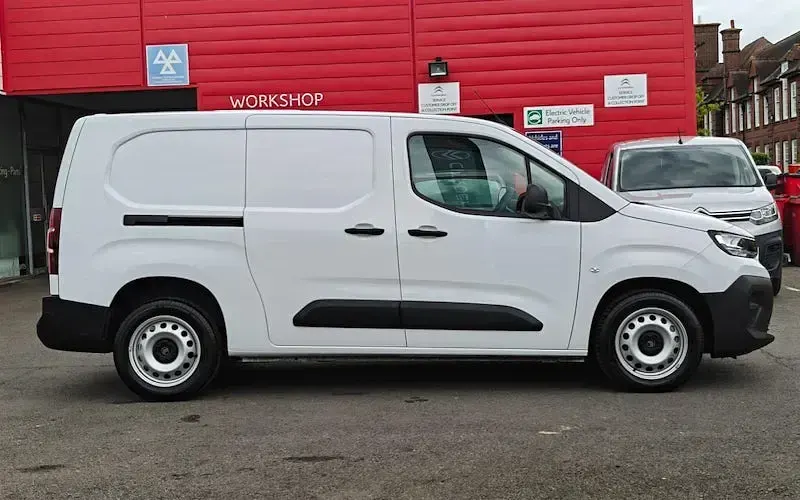 Used Citroën Berlingo 102 HP (75 kW) 2025 MPV