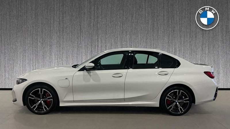 Used BMW 330e M Sport 288 HP (211 kW) 2025 White Sedan