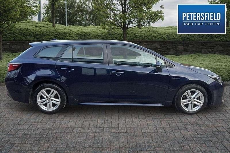 Used Toyota Corolla Sport 120 HP (88 kW) 2021 Blue Estate