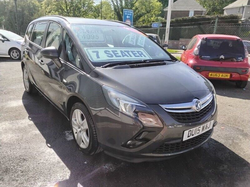 Grey Used 2015 Vauxhall Zafira MPV | £4,995 (A bit pricey) - Image 1/4