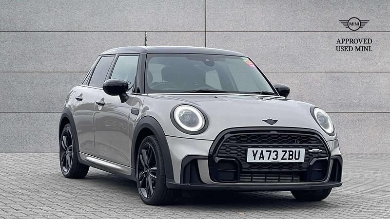 Grey Used 2023 Mini Cooper Hatch Hatchback | £24,184 (A bit pricey) - Image 1/4
