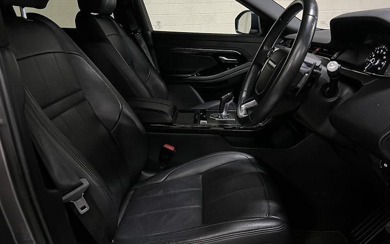 Used Land Rover Range Rover evoque R-Dynamic 203 HP (149 kW) 2023 Hatchback