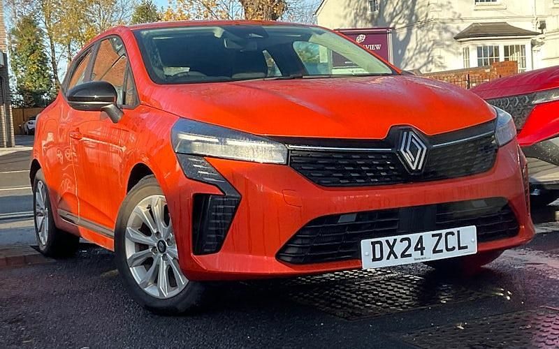Used Renault Clio V Evolution 143 HP (105 kW) 2025 Hatchback