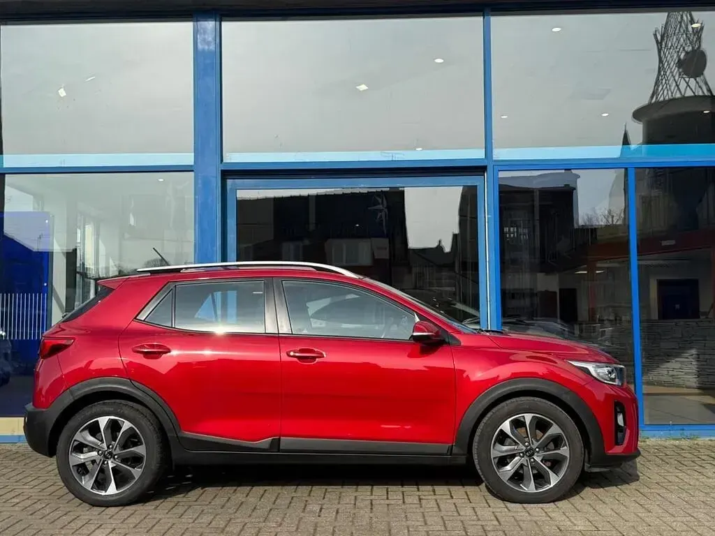 Used Kia Stonic 2018 Red SUV
