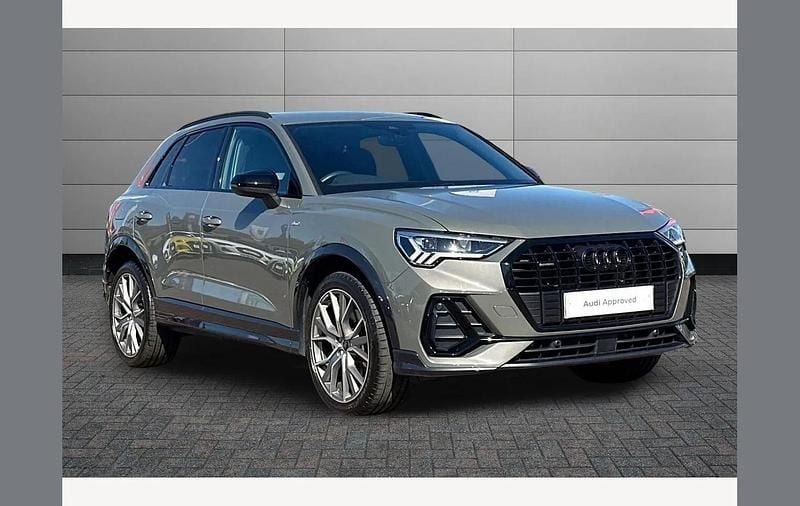 Used Audi Q3 Black Edition 190 HP (139 kW) 2024 Grey SUV