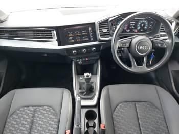 Used Audi A1 Sport 116 HP (85 kW) 2019 White SUV