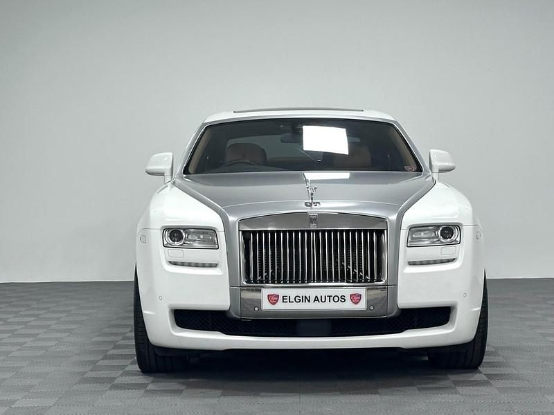 Used Rolls Royce Ghost 563 HP (414 kW) 2013 White Sedan