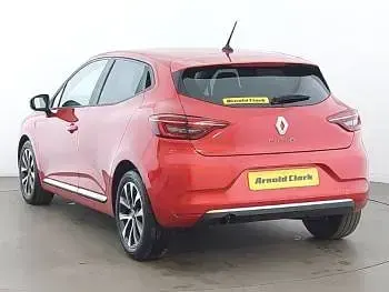 Used Renault Clio Iconic 100 HP (73 kW) 2020 Red Hatchback