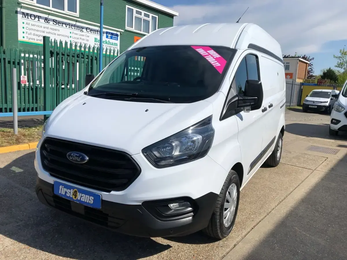 Usado Ford Transit Custom 105 HP (77 kW) 2019 Branco Van