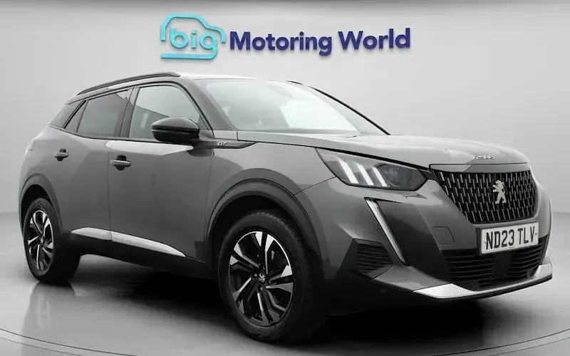 Used Peugeot 2008 GT 131 HP (96 kW) 2023 SUV
