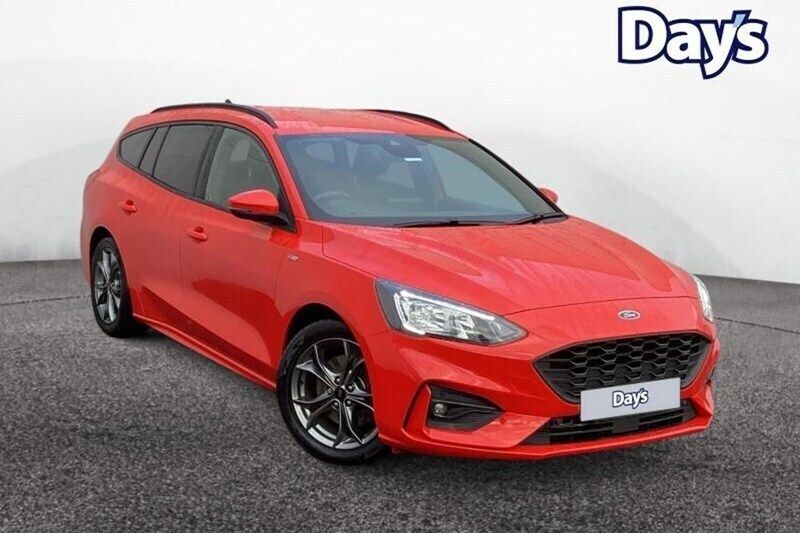 Używany Ford Focus ST-Line 125 KM (91 kW) 2021 Czerwony Kombi