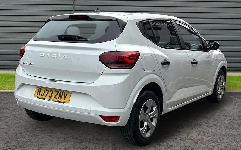 Used Dacia Sandero Essentiel 91 HP (66 kW) 2025 Hatchback