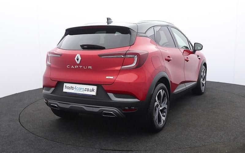 Used Renault Captur R.S. 140 HP (102 kW) 2022 Red/black SUV