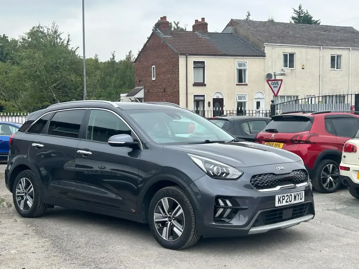 Used Kia Niro 141 HP (103 kW) 2020 Grey SUV