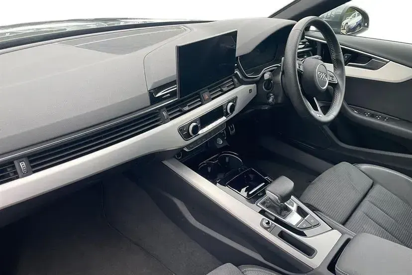 Used Audi A4 S-Line 204 HP (150 kW) 2023 Grey Estate