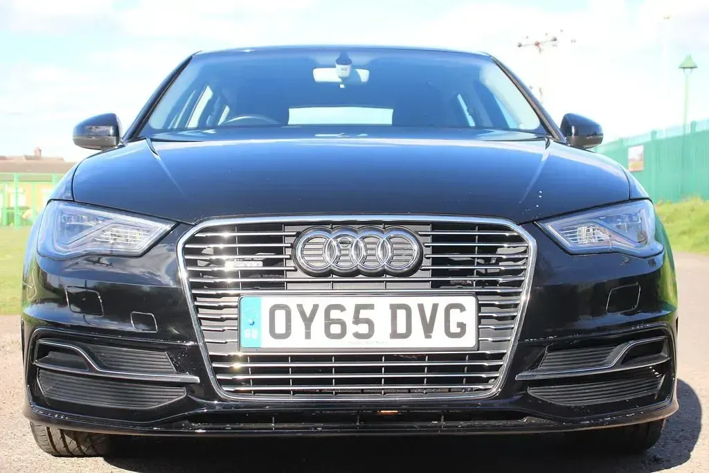 Used Audi A3 Sportback e-tron Advanced 2015 Black Hatchback