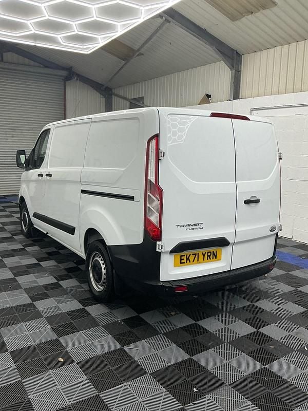 Used Ford Transit Custom 105 HP (77 kW) 2021 White Van