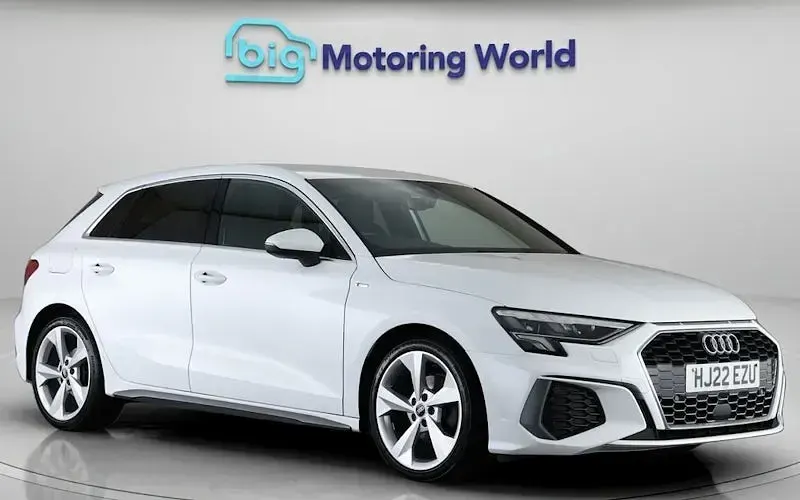 Usado Audi A3 Sportback S-Line 150 HP (110 kW) 2024 Citadino