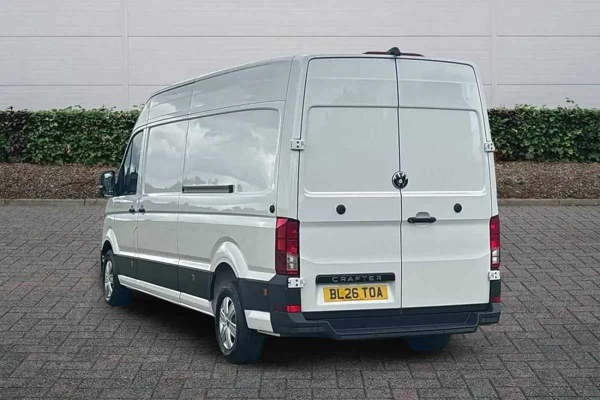 Used VW Crafter 140 HP (102 kW) 2026 Candy white Van