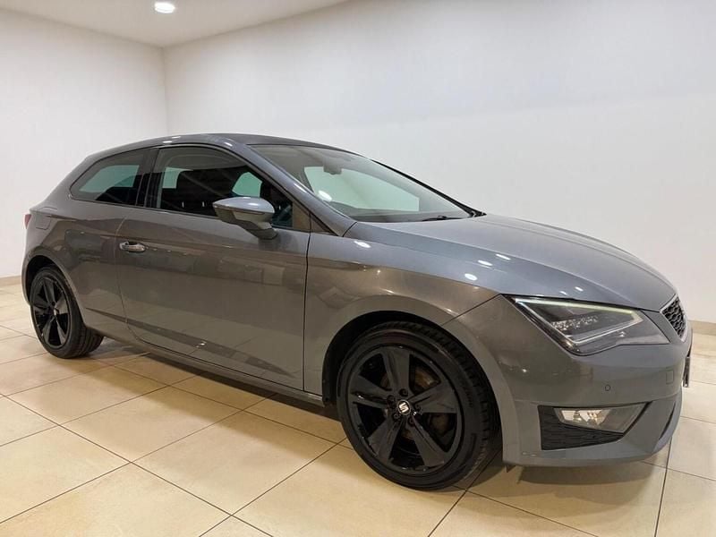 Begagnad Seat Leon FR Sport 140 HK (102 kW) 2013 Grå Sportkupé