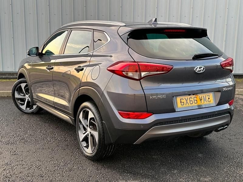 Used Hyundai Tucson Premium 136 HP (100 kW) 2016 Grey SUV