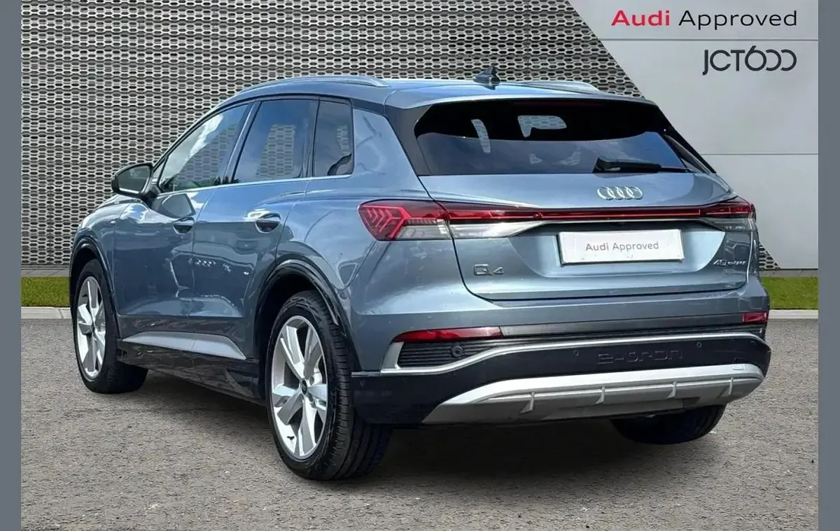 Used Audi Q4 e-tron S-Line 150 kW (204 HP) 2023 Blue SUV