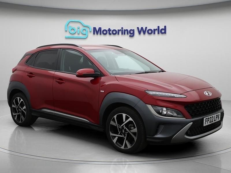 Red Used 2022 Hyundai Kona Premium SUV | £15,200 (Fair price) - Image 1/4