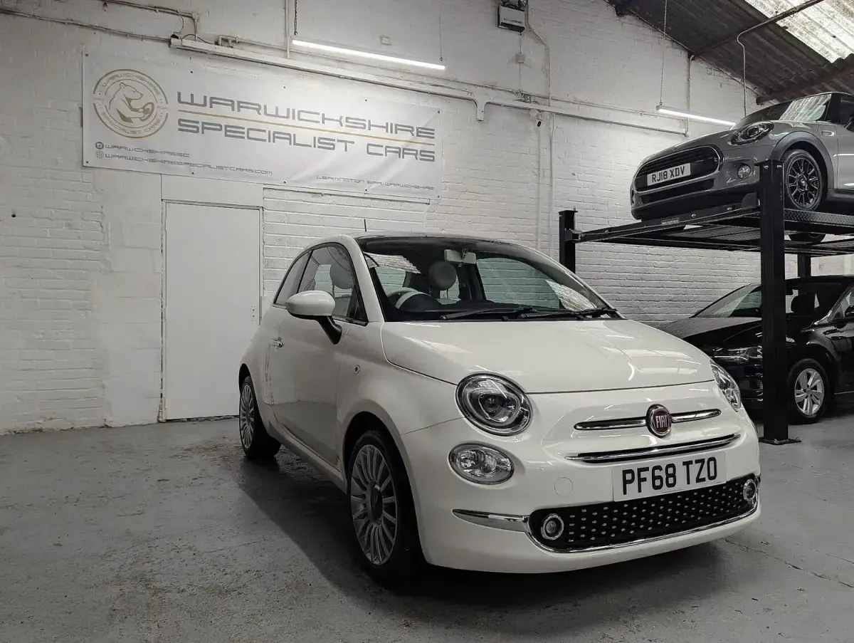 Used Fiat 500 Lounge 69 HP (50 kW) 2018 White Hatchback