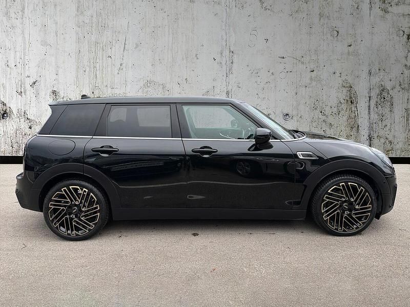 Used Mini Cooper S Clubman Untold Edition 176 HP (129 kW) 2023 Black Estate