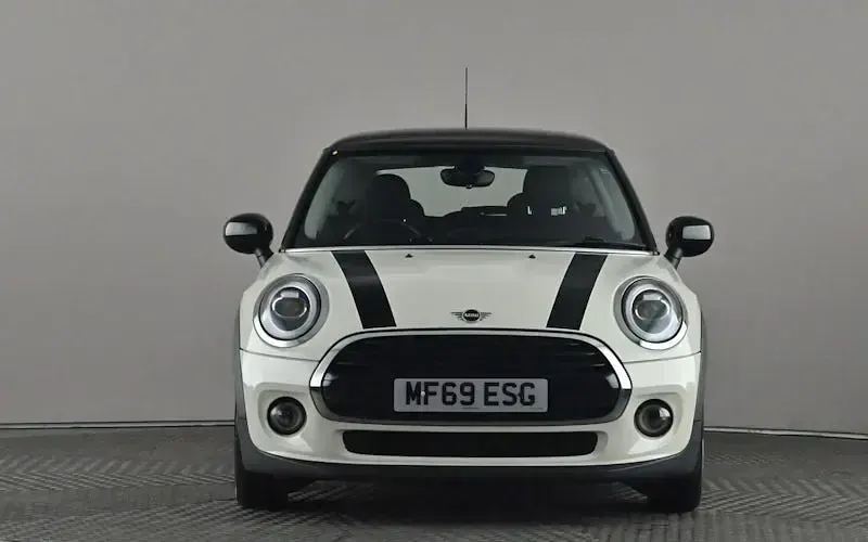 Used Mini Cooper Classic 136 HP (100 kW) 2021 Hatchback