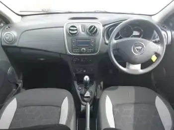 Used Dacia Sandero Ambiance 90 HP (66 kW) 2015 Red Hatchback