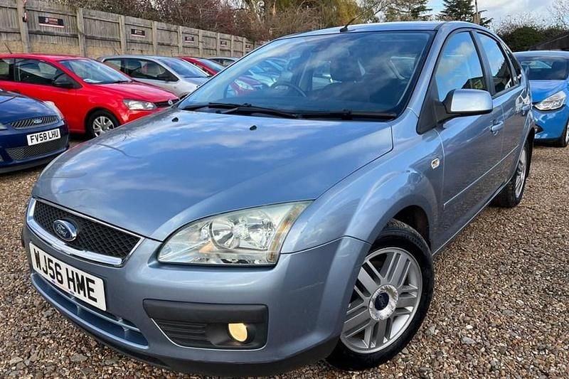 Blue Used 2006 Ford Focus Ghia Hatchback | £2,799 (Fair price) - Image 1/1