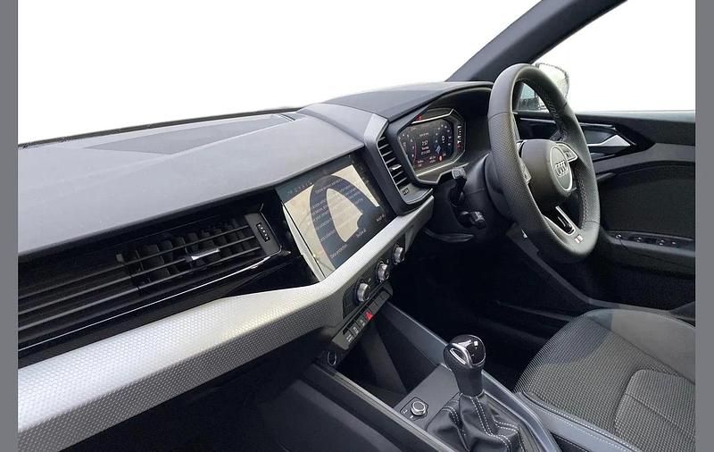 Used Audi A1 S-Line 147 HP (108 kW) 2025 White Hatchback