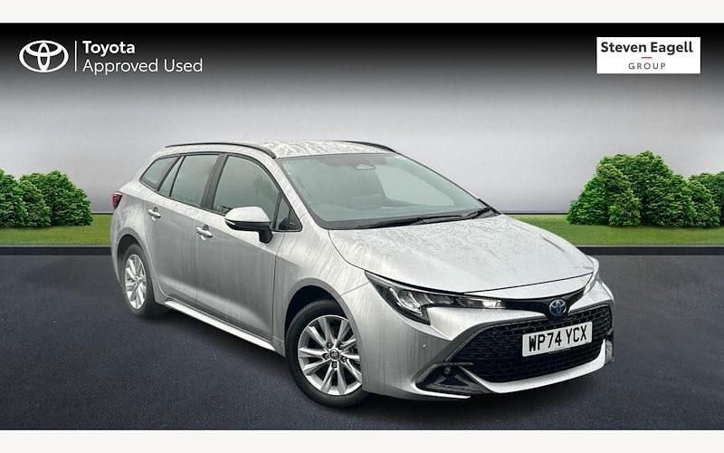 Used 2025 Toyota Corolla Estate | £26,377 (Fair price) - Image 1/4