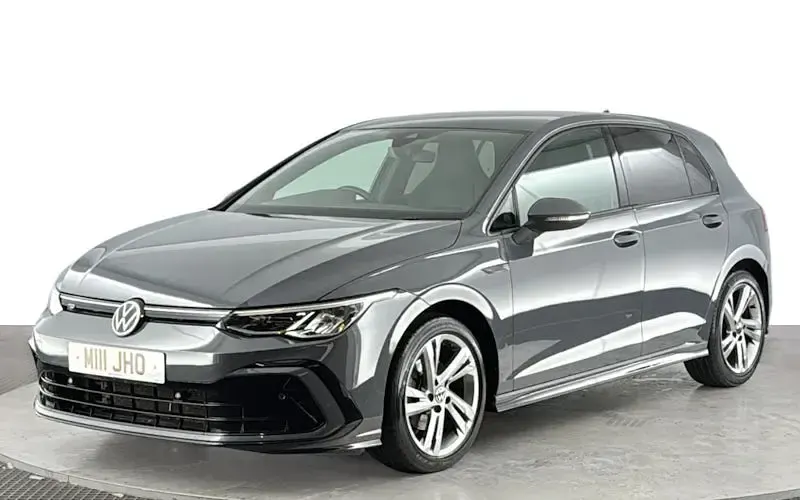 Used VW Golf VIII R-line 131 HP (96 kW) 2024 Hatchback
