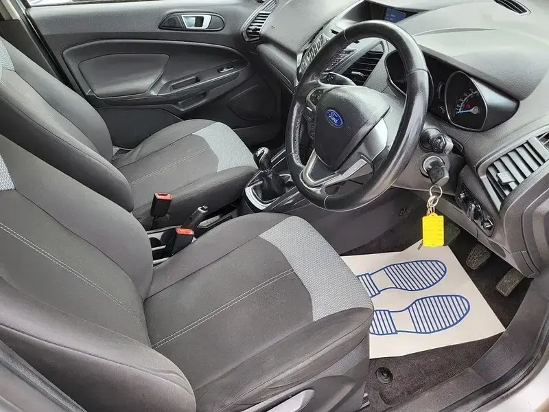 Used Ford Ecosport Zetec 125 HP (91 kW) 2017 Silver SUV