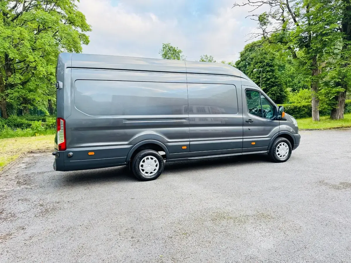 Used Ford Transit Trend 125 HP (91 kW) 2016 Grey Van