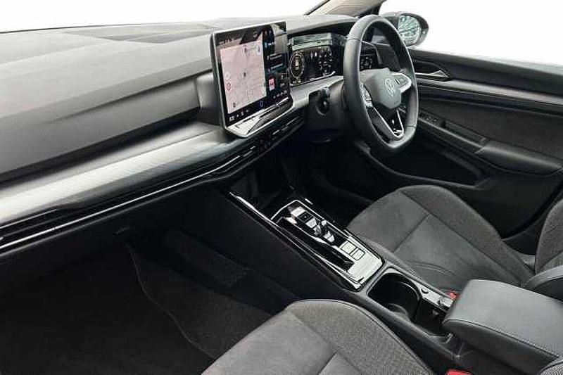 Used VW Golf VIII 204 HP (150 kW) 2025