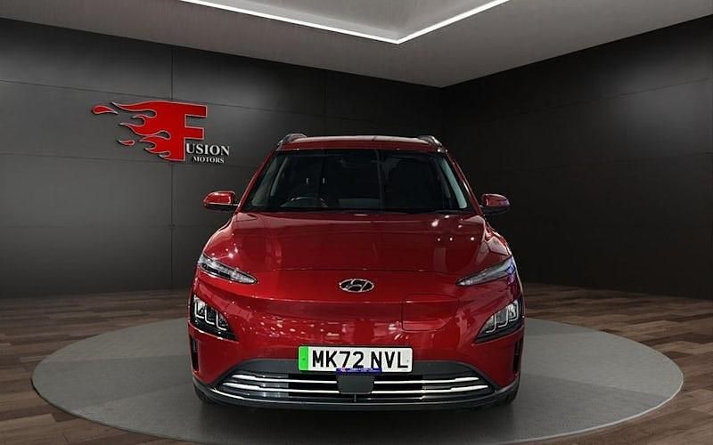 Used Hyundai Kona Premium 150 kW (204 HP) 2022 Red SUV