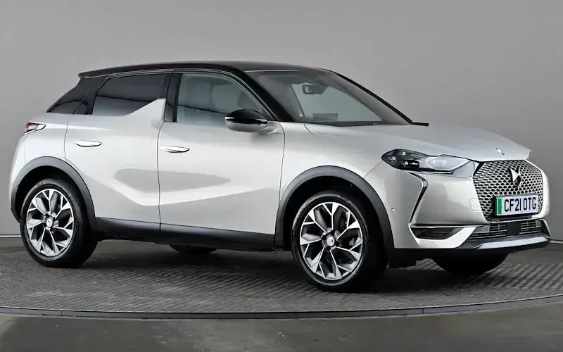 Usado DS Automobiles DS3 Crossback Ultra Prestige 100 kW (136 CV) 2021 SUV