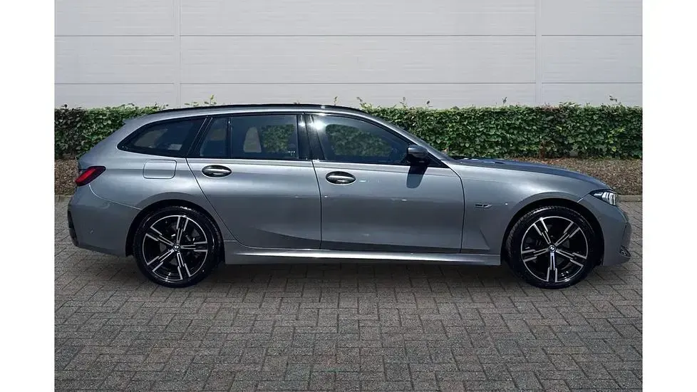 Used BMW 330 M Sport 288 HP (211 kW) 2022 Grey Estate