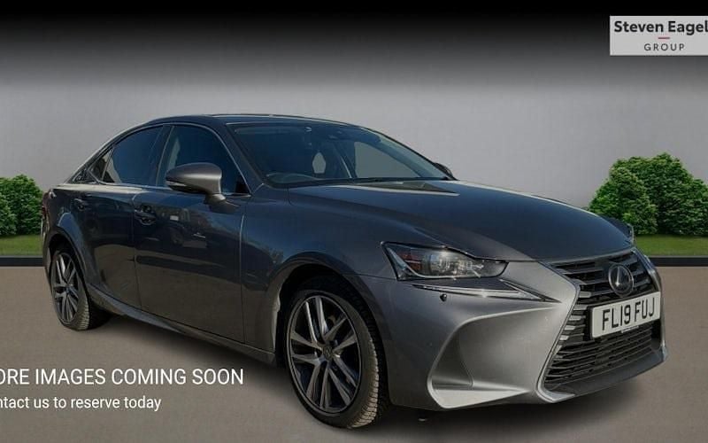 Used Lexus IS300h 223 HP (164 kW) 2020 Sedan