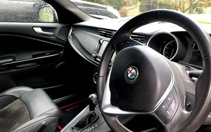 Used Alfa Romeo Giulietta Quadrifoglio Verde 175 HP (128 kW) 2014 Red Hatchback