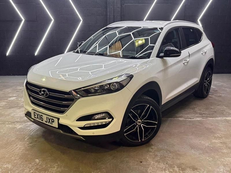 Used Hyundai Tucson Premium 2016 White SUV