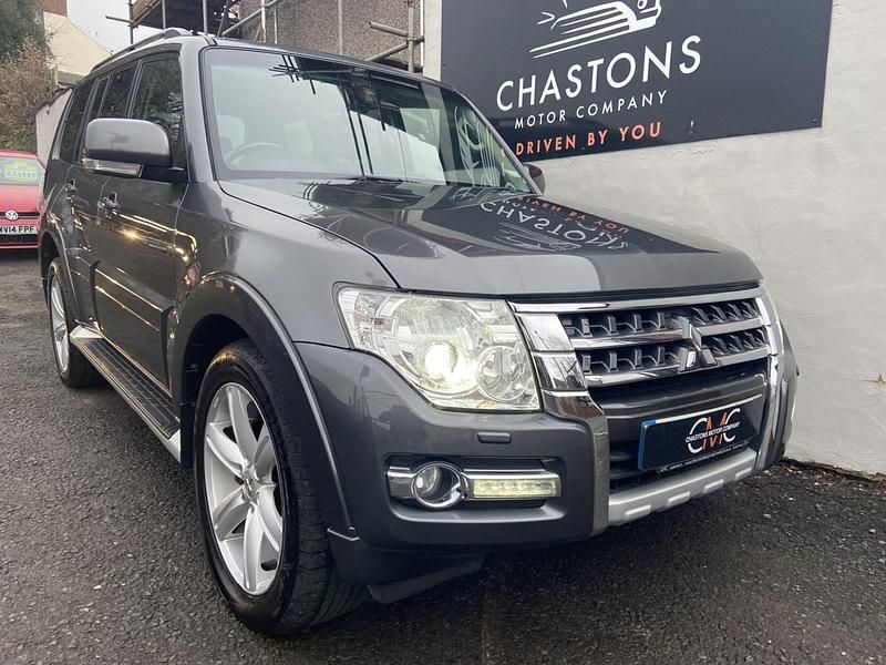 Used Mitsubishi Shogun 187 HP (137 kW) 2015 Grey SUV