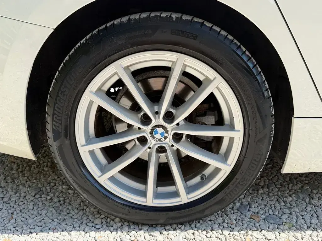 Used BMW 320 Comfort Edition 2019 White Sedan