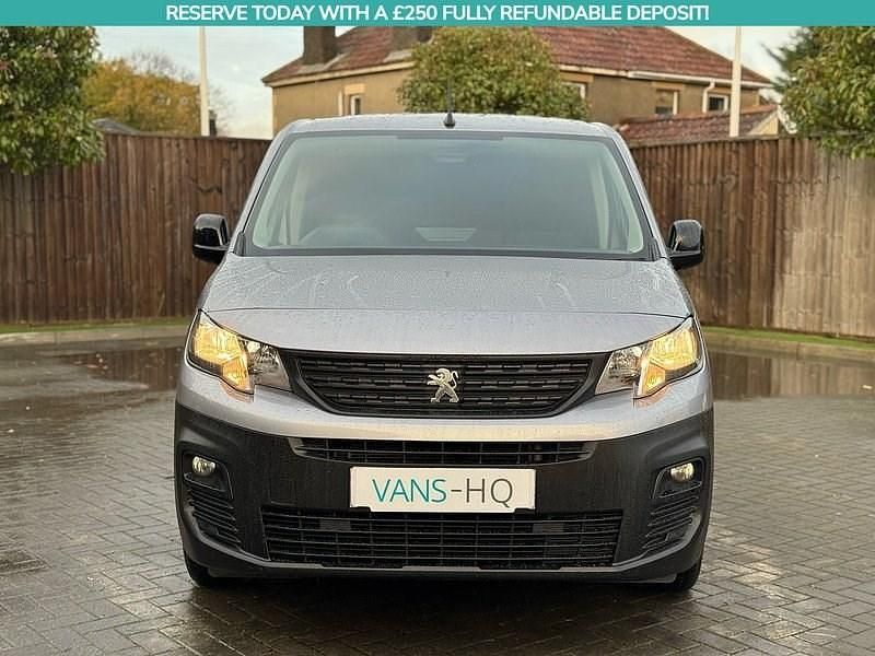 Used Peugeot Partner Premium 2022 Grey MPV