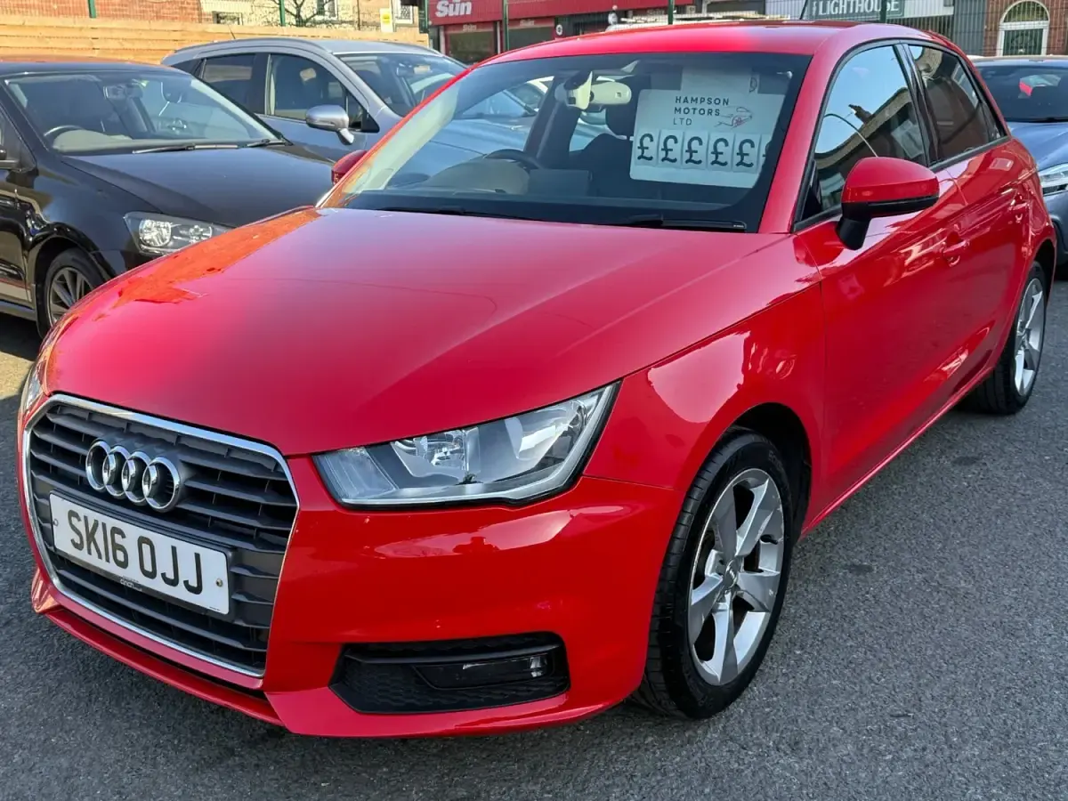 Begagnad Audi A1 Sport 2016 Röd Halvkombi